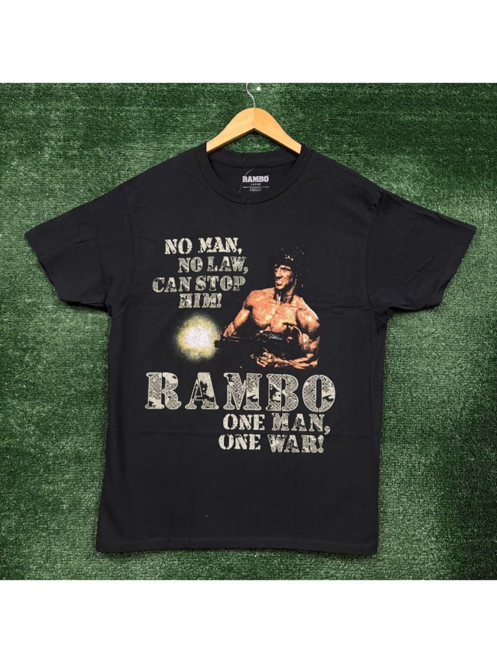 Rambo No Man No Law Can Stop Me T-Shirt Size Large